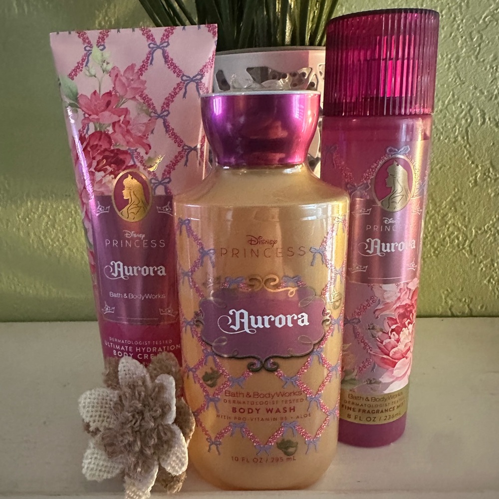 Disney Princess Aurora Body Care Set (3) Pc Pink and Gold